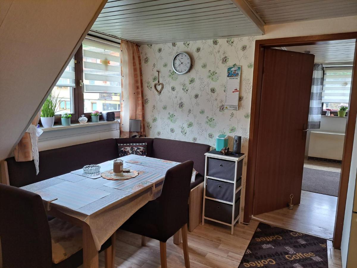 Ferienwohnung Sonja Mit Garten Und Freisitz Steinwiesen Esterno foto