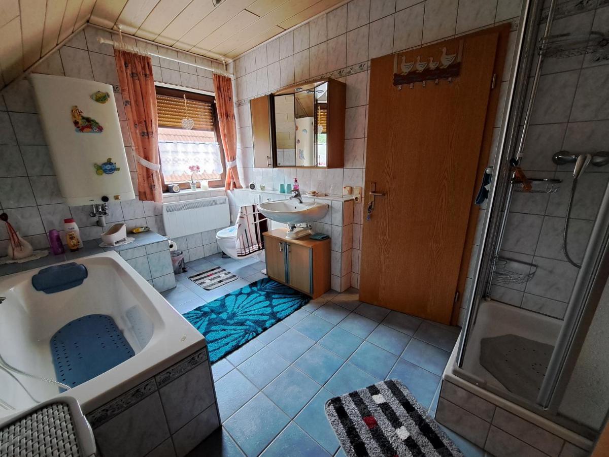 Ferienwohnung Sonja Mit Garten Und Freisitz Steinwiesen Esterno foto